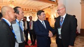UBND TPHCM tặng Huy hiệu TPHCM tới 7 kiều bào tiêu biểu