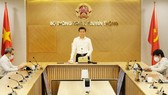 Các nhà mạng giảm cước và hỗ trợ người dân chống dịch Covid-19