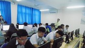HCMC school organizes first online tests for senior high schoolers
