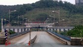 The Kim Thanh International Border Gate No. 2 of Lao Cai province on the first day of the suspension (Photo: VNA)