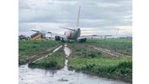 Vietjet aircraft skids off runway at Tan Son Nhat International Airport on Sunday