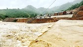 Storm-triggered flooding disrupts traffic in Central region