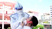 Đến ngày 15-7, TP Thủ Đức hoàn thành lấy mẫu xét nghiệm tầm soát SARS-CoV-2 theo hộ gia đình