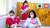 TPHCM: Khánh thành trung tâm chăm sóc trẻ sơ sinh có mẹ mắc Covid-19