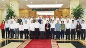 Nghị quyết Trung ương 4 với công tác nhân sự nhiệm kỳ mới - Bài 3: Quyết tâm của hai thành phố lớn nhất nước