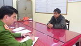 Phạm Phụ tại cơ quan công an. Ảnh: CA cung cấp