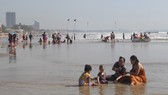 Du lịch sau tết: Nơi nhộn nhịp, nơi vắng vẻ