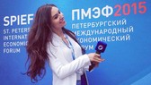 Nữ phóng viên Yekaterina.