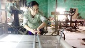 Ngày càng ít người làng lụa Mã Châu theo nghề truyền thống của quê hương