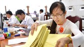 Tăng lương = Hợp lý hóa ngân sách + tinh giản bộ máy