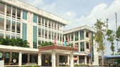Vụ tiêm vaccine cho bé gái 13 tuổi: Đình chỉ công tác 2 cán bộ y tế