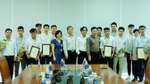 Các tác giả, nhóm tác giả đoạt giải cuộc thi "Ý tưởng trang trí hoa và điện chiếu sáng phục vụ Tết 2018"