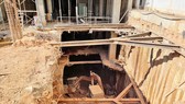 Di dời khẩn cấp nhiều hộ dân vì công trình xây khách sạn gây sụt lún