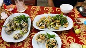 Khách "tố" nhà hàng tính giá ốc hương 1,8 triệu đồng/kg