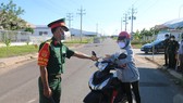 UBND huyện Hàm Thuận Bắc thống nhất lập thêm một Chốt kiểm soát dịch Covid-19 phụ để giảm tải cho chốt kiểm soát chính.
