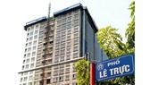 Bắt đầu phá dỡ tầng 17 và 18 của tòa nhà 8B Lê Trực