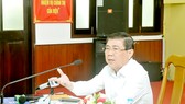 Chủ tịch UBND TPHCM Nguyễn Thành Phong phát biểu tại buổi làm việc. Ảnh: CAO THĂNG