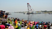 Hiện trường vụ chìm phà tại Bangladesh, ngày 5-4. Ảnh: Tân Hoa xã