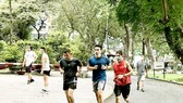 Phòng dịch: Nơi nghiêm túc, chỗ lơ là