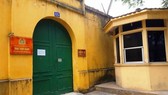 Bắt quản giáo tuồn điện thoại vào buồng giam, thu cước "cắt cổ"