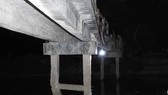 Trụ cầu bị gãy, xiêu vẹo đe dọa nguy cơ đổ sập
