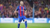 Mascherano mơ hồ về tương lai tại Barca. Ảnh: Getty Images