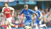 N'Golo Kante có thể phải ra sân dù chưa hoàn toàn bình phục. Ảnh: Getty Images