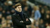 HLV Mauricio Pochettino cũng phải bất lực trước sức mạnh của Man.City. Ảnh: Getty Images