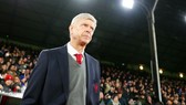 HLV Arsene Wenger đang có một trong những tháng Giêng tất bật nhất sự nghiệp tại Arsenal. Ảnh: Getty Images