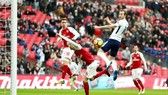 Tình huống Harry Kane đánh đầu ghi bàn thắng duy nhất. Ảnh: Getty Images