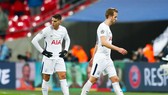 Cầu thủ Tottenham thất vọng sau thất bại trước Juventus. Ảnh: Getty Images