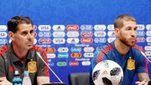 Ramos có buổi họp báo với Hierro.