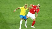 Neymar chơi mờ nhạt trước Thụy Sĩ. Ảnh Getty Images