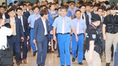 Ông Han Ho-chol dẫn đầu đoàn Triều Tiên sang Hàn Quốc hợp nhất đội tuyển thi đấu tại Asiad. Ảnh: Yonhap News.