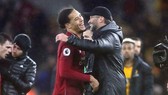 HLV Jurgen Klopp và các học trò đang sống trong tháng ngày hạnh phúc. Ảnh: Getty Images