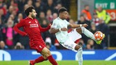 Liverpool (trái) không thể vượt qua Bayern Munich dày dạn kinh nghiệm. Ảnh: Getty Images