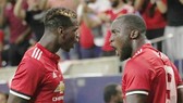 Romelu Lukaku (phải) và Paul Pogba đã nảy sinh bất đồng? Ảnh: dailypost
