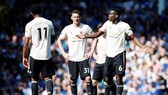 Vẻ thất vọng của các ngôi sao Man.United đang lộ rõ. Ảnh: Getty Images