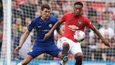 Chelsea (trái) sớm đứng trước cơ hội phục thù Man.United. Ảnh: Getty Images