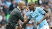 HLV Pep Guardiola xem Fernandinho là một nhân tố quan trọng nhất của đội. Ảnh: Getty Images