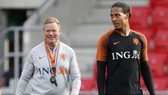 HLV Ronald Koeman (trái) đang rất thành công cùng tuyển Hà Lan. Ảnh: Getty Images