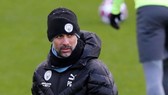 HLV Pep Guardiola và Man.City đã trở lại tập luyện cho trận gặp Chelsea.