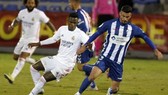 Real Madrid (trái) đã bị đội hạng ba Alcoyano loại ở vòng 16 đội Cúp nhà vua.