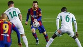 Lionel Messi vẫn đang phải nỗ lực tối đa trong mọi trận đấu của Barca.