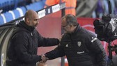 HLV Marcelo Bielsa đánh giá rất cao đồng nghiệp tài ba Pep Guardiola. Ảnh: Getty Images