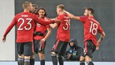 Quỷ đỏ đã mở toang cánh cửa vào chung kết Europa League. Ảnh: Getty Images