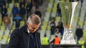 HLV Ole Gunnar Solskjaer chưa thể giành được danh hiệu đầu tiên. Ảnh: Getty Images