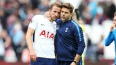 Mauricio Pochettino trở về mới hy vọng thuyết phục Harry Kane ở lại. Ảnh: Getty Images