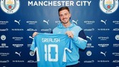 Jack Grealish ra mắt với chiếc áo số 10 tại Man.City.