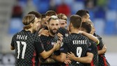Marcelo Brozovic ghi bàn thắng muộn giúp Croatia thắng tại Slovakia.